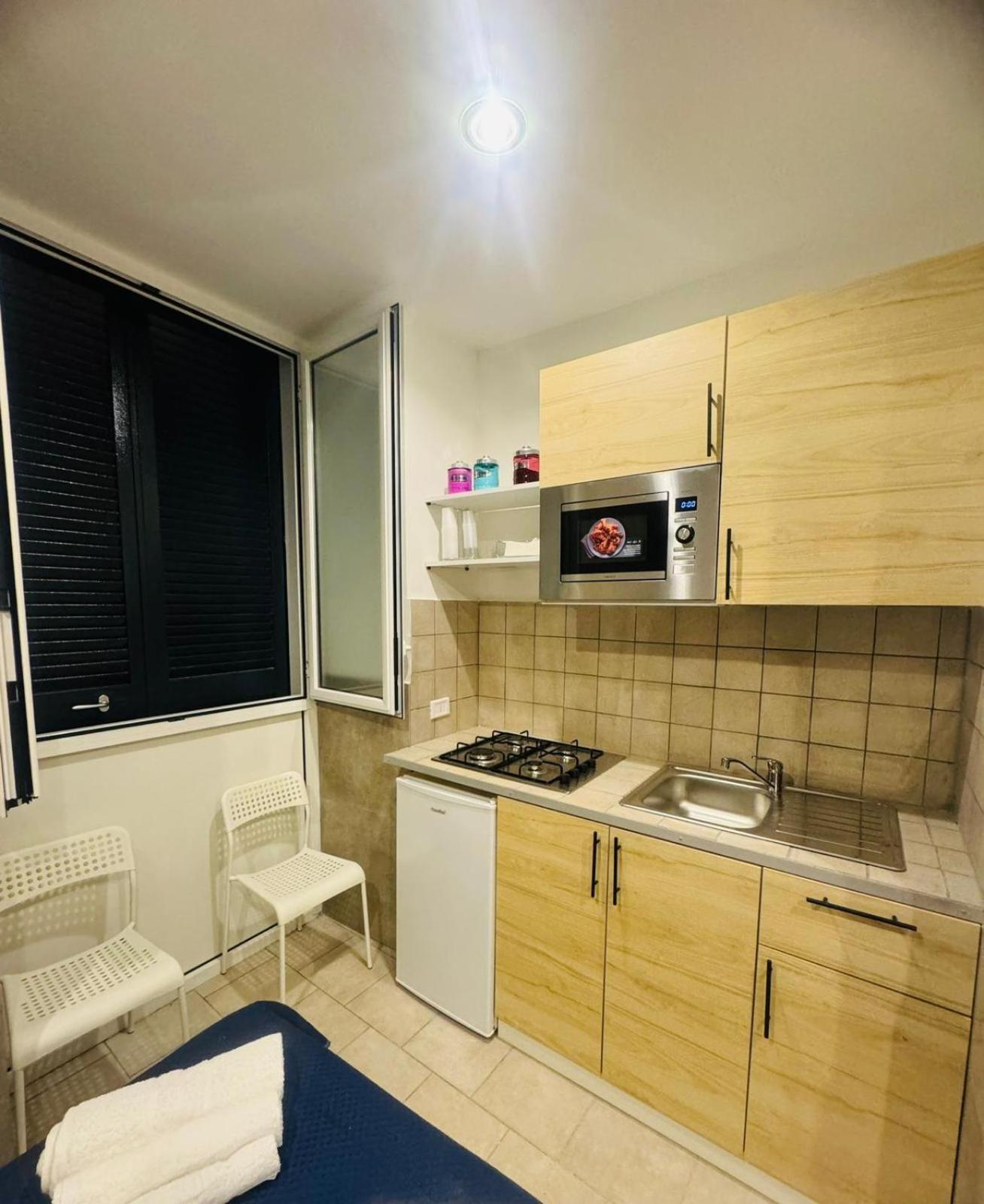 Aparthotel Terrazza Miracoli Napoli Exterior foto